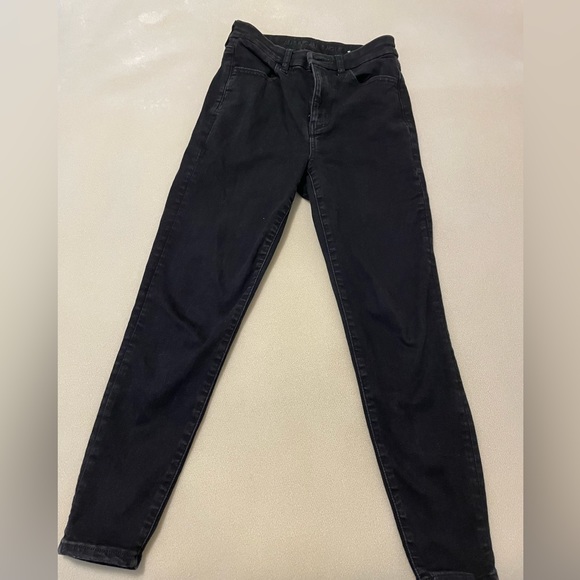 American Eagle Black Skinny Jean (Next Level Stretch) - Picture 1 of 4